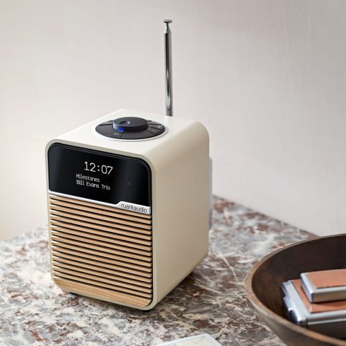 Bluetooth radio RUARK AUDIO R1 Mk4, bež
