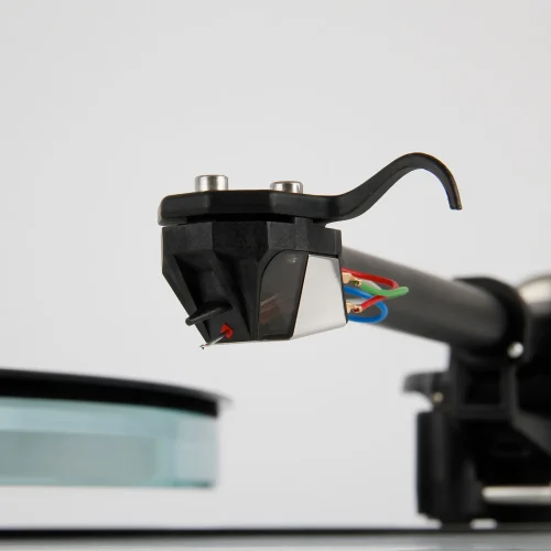 Gramofon REGA P3 + ND5MM, black high gloss